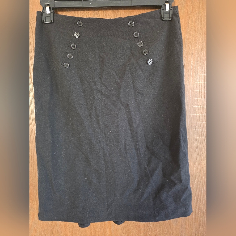 Bwear Black Button-Accent Pencil Skirt